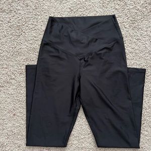 Offline by Aerie 7/8 legging hi-rise crossover waistband. Size large